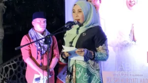 Dibuka Ketua TP PKK, Lomba Ba’arak Tanglong di Balangan Berlangsung Meriah