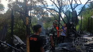 Kebakaran di HST Makan Korban, Satu Petugas Gugur di Medan Tugas