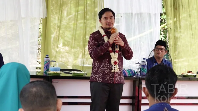 Resmikan Kantor Pambakal Batu Tunggal, Bupati HST Harap Pelayanan Menjadi Lebih Baik