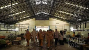 Pimpin Sidak Pasar, Wabup HST Periksa Ketersediaan Bapok